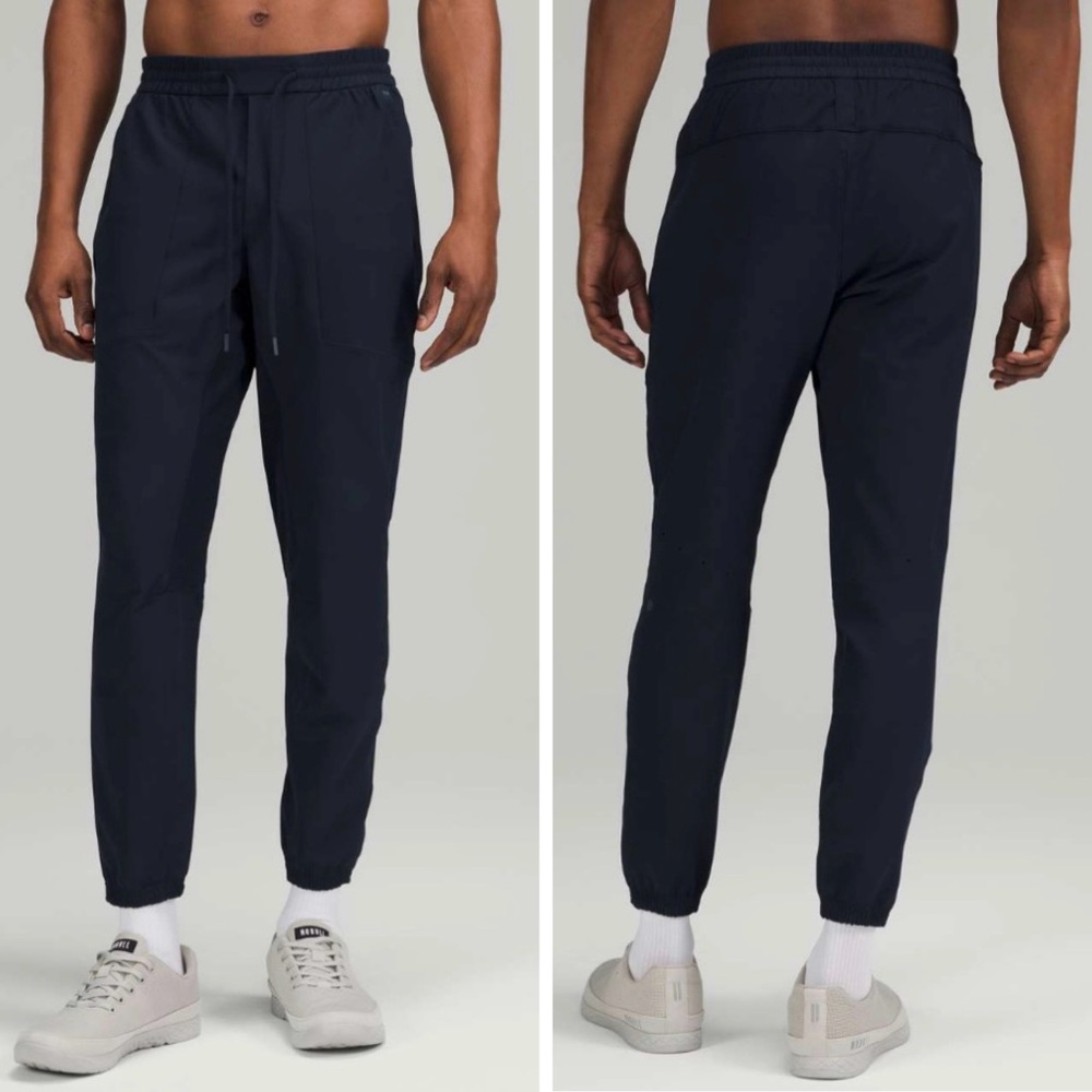 Lululemon License to Train Jogger in True Navy Size L - Picture 1 of 15